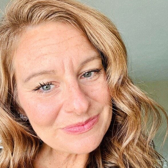 Land Listing Agent Photo