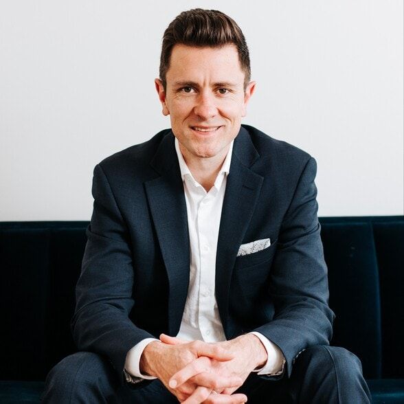 Land Listing Agent Photo