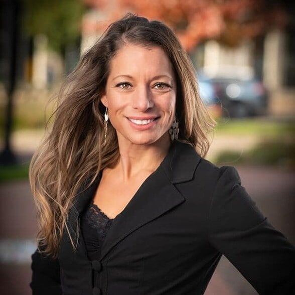 Land Listing Agent Photo