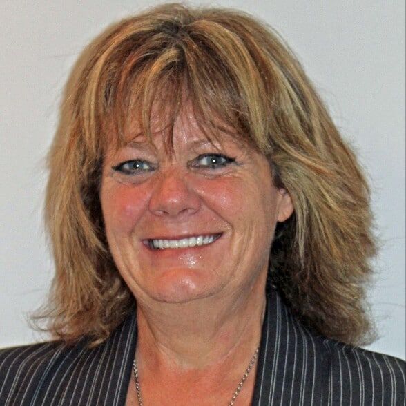 Land Listing Agent Photo