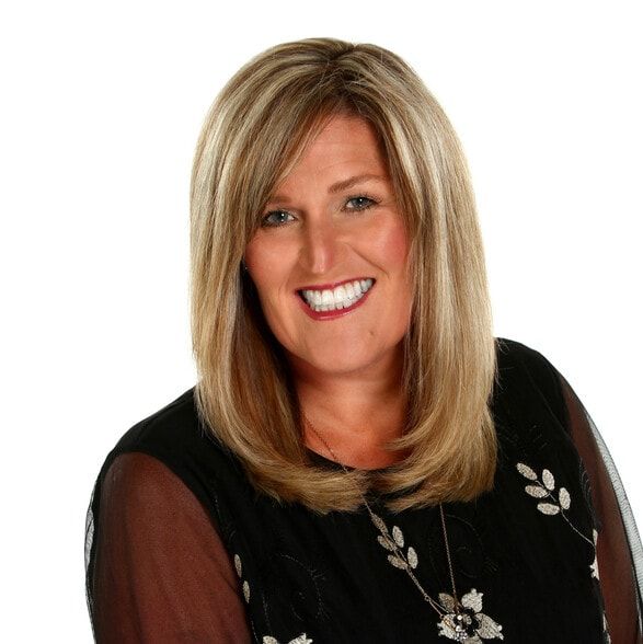 Land Listing Agent Photo