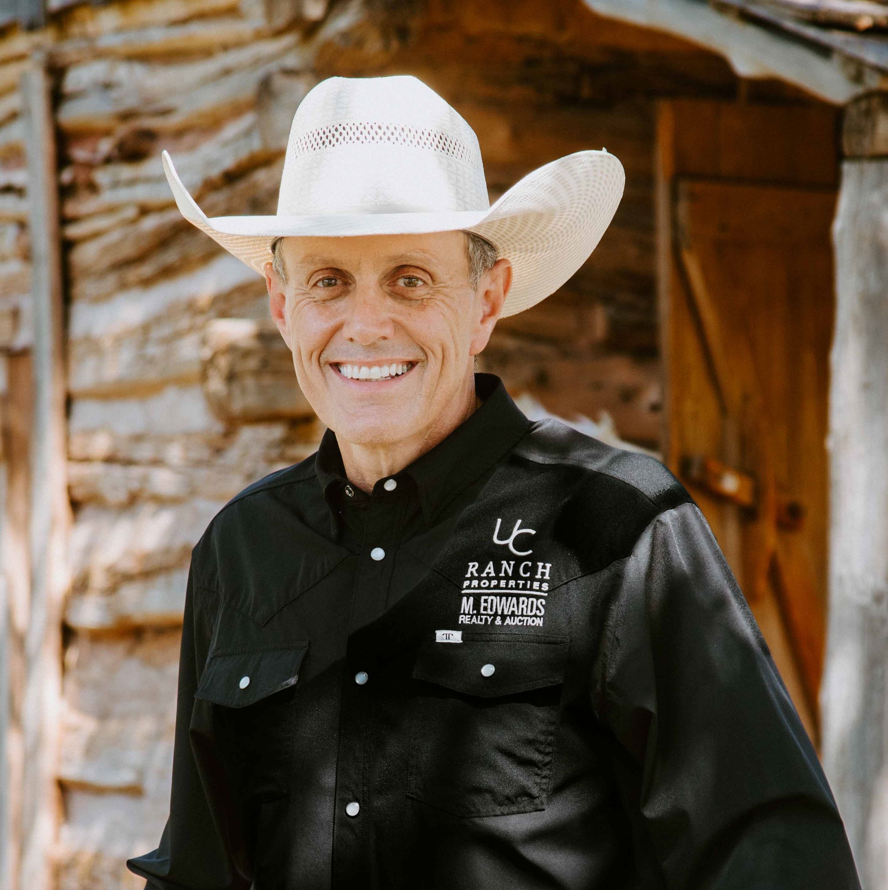 Land Listing Agent Photo