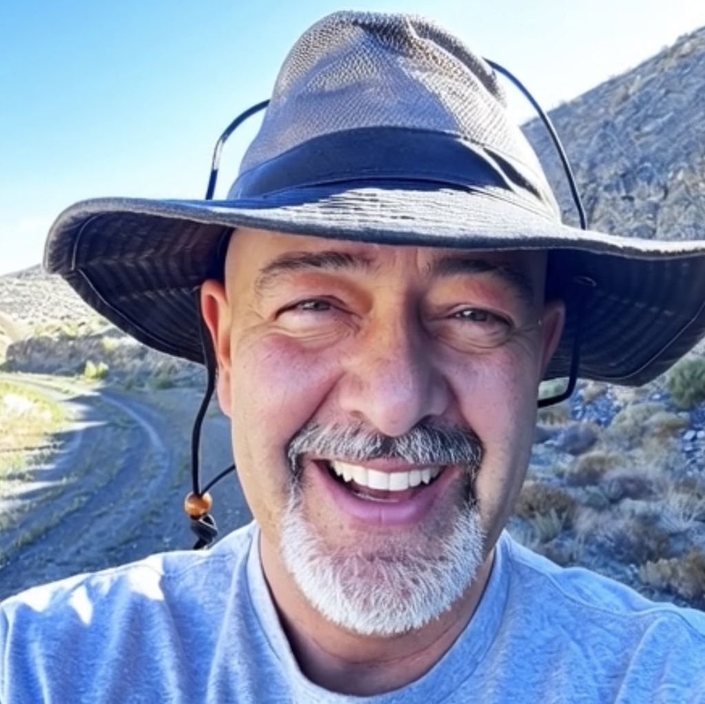 Land Listing Agent Photo