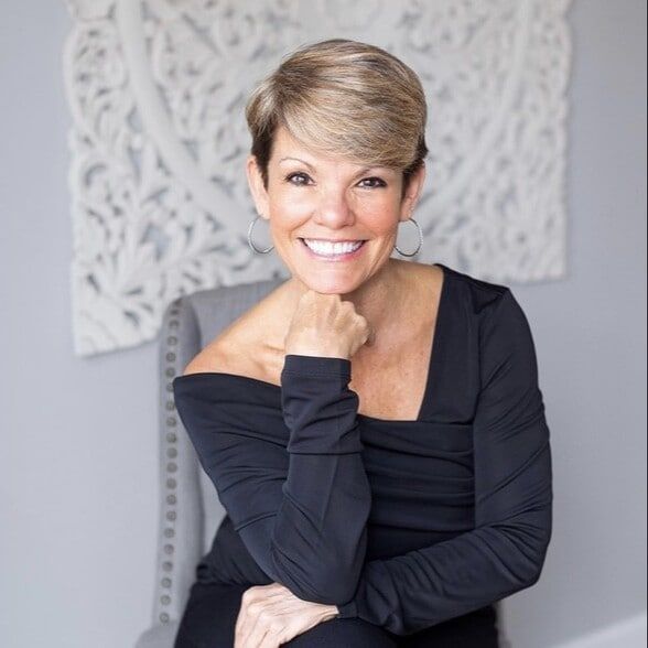 Land Listing Agent Photo