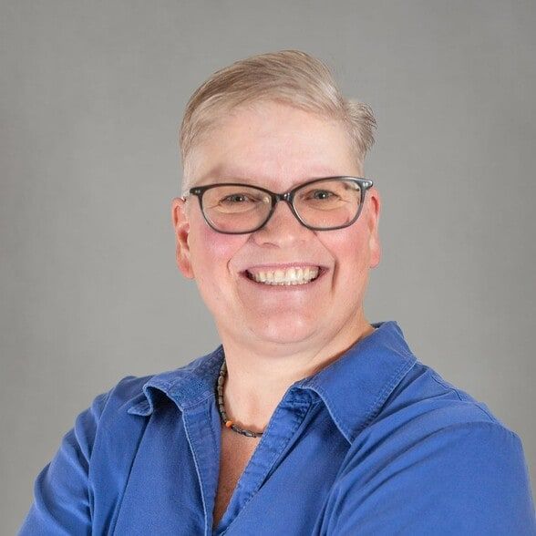 Land Listing Agent Photo