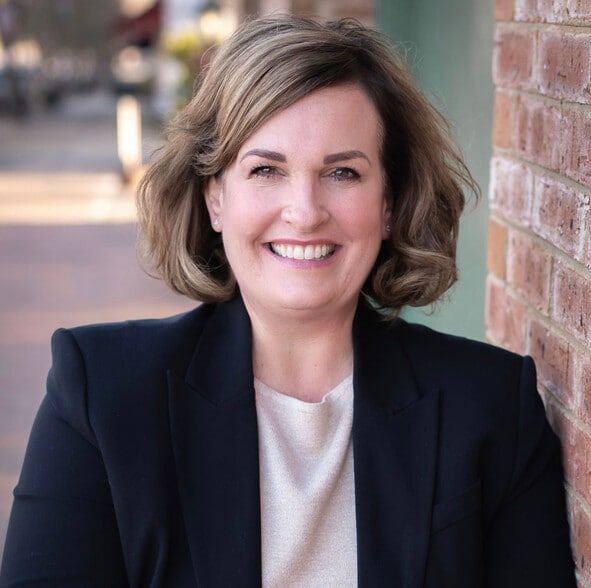 Land Listing Agent Photo