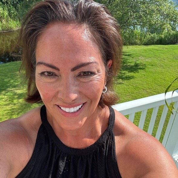 Land Listing Agent Photo