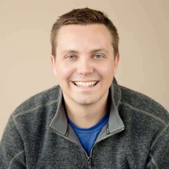 Land Listing Agent Photo