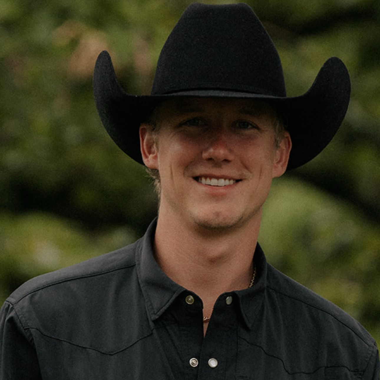 Land Listing Agent Photo