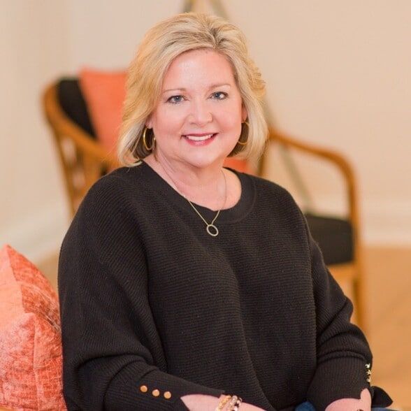 Land Listing Agent Photo