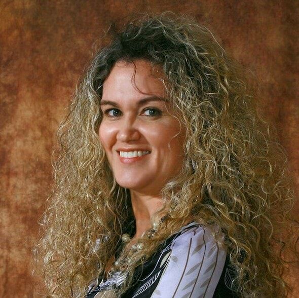 Land Listing Agent Photo