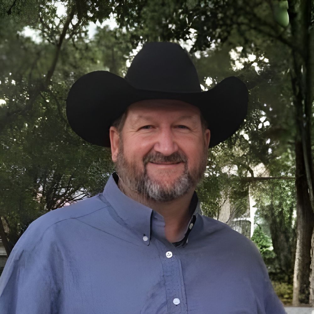 Land Listing Agent Photo