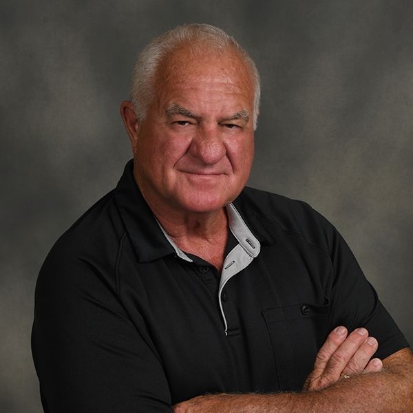 Land Listing Agent Photo