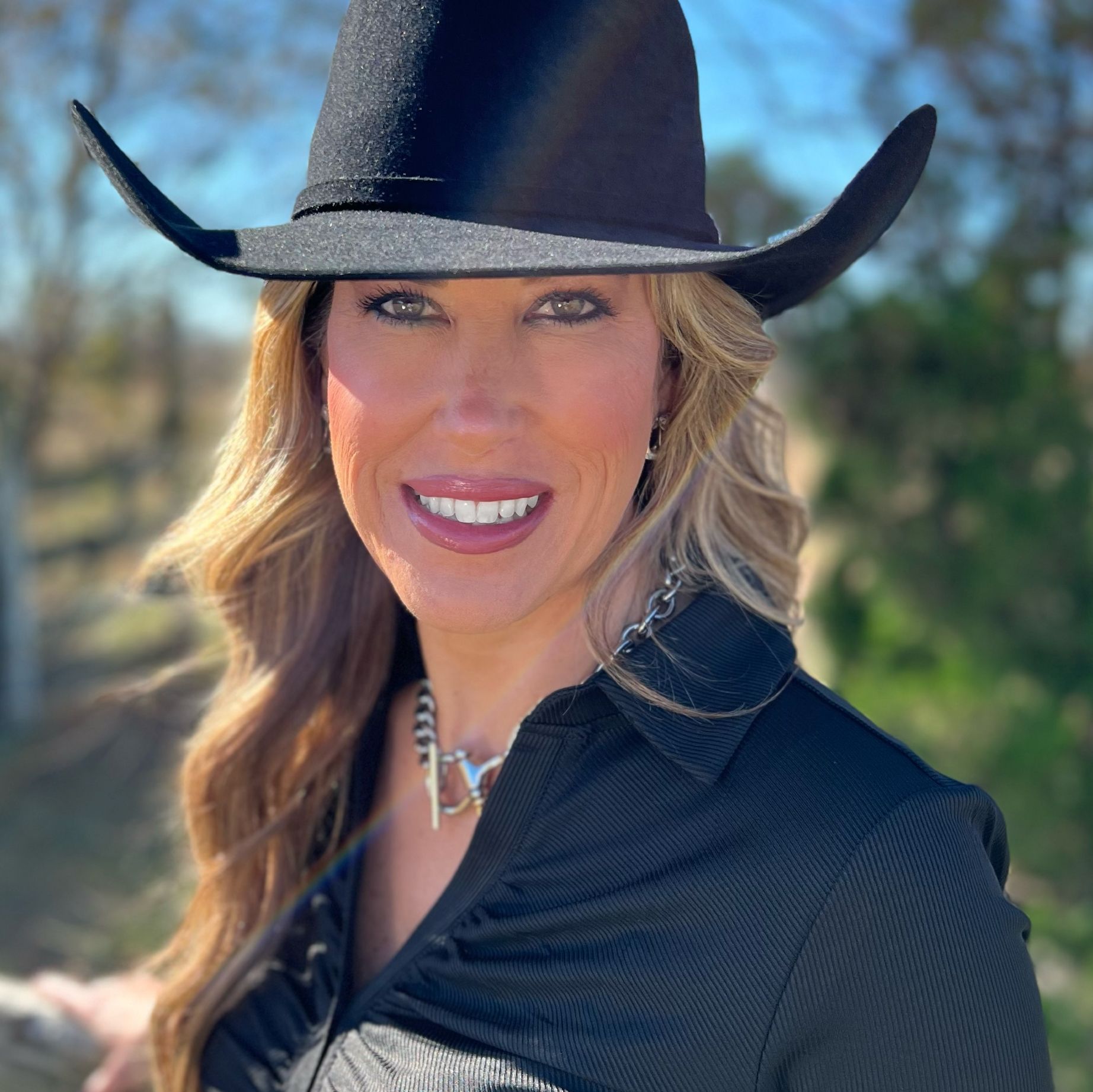 Land Listing Agent Photo