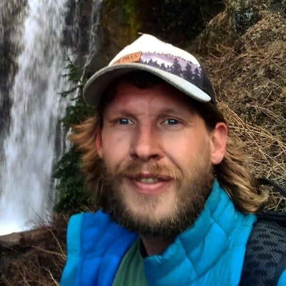 Land Listing Agent Photo