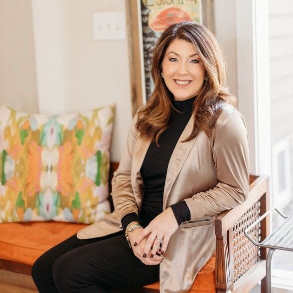 Land Listing Agent Photo