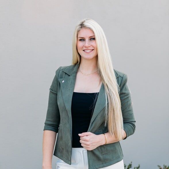 Land Listing Agent Photo