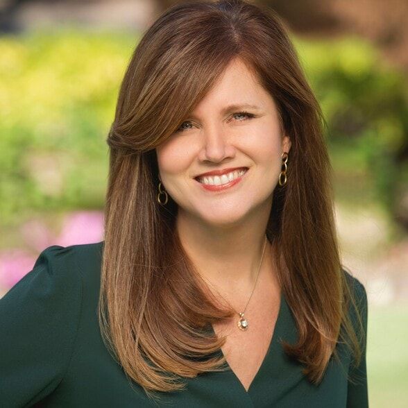 Land Listing Agent Photo