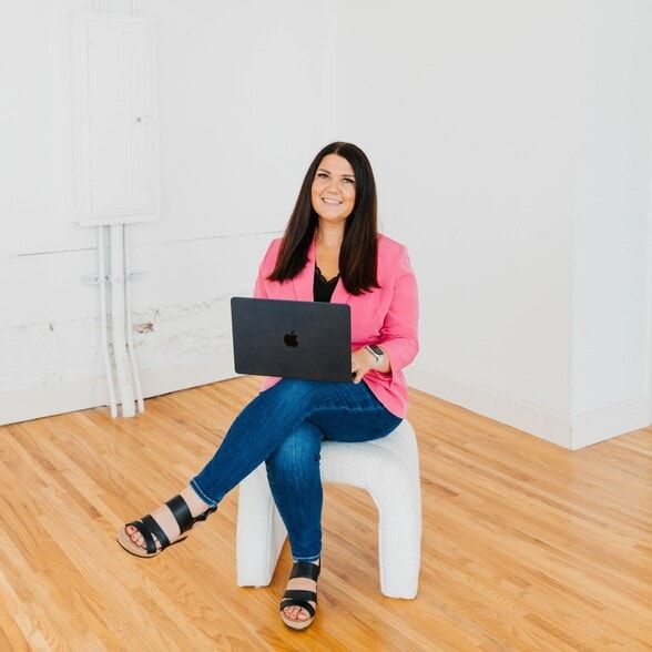 Land Listing Agent Photo