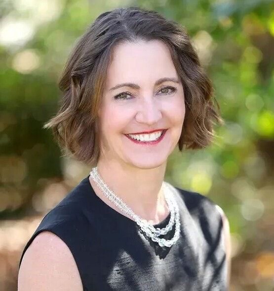 Land Listing Agent Photo