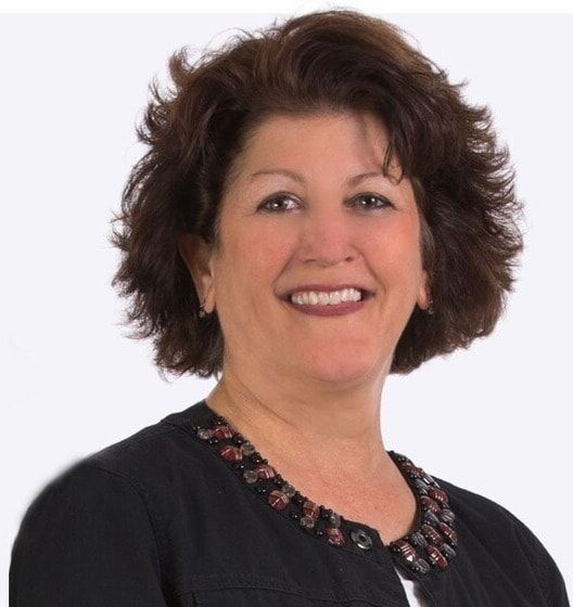 Land Listing Agent Photo