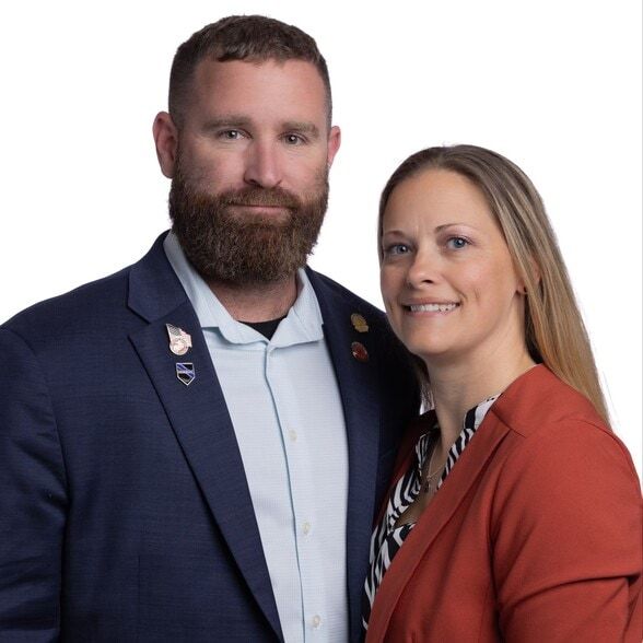 Land Listing Agent Photo