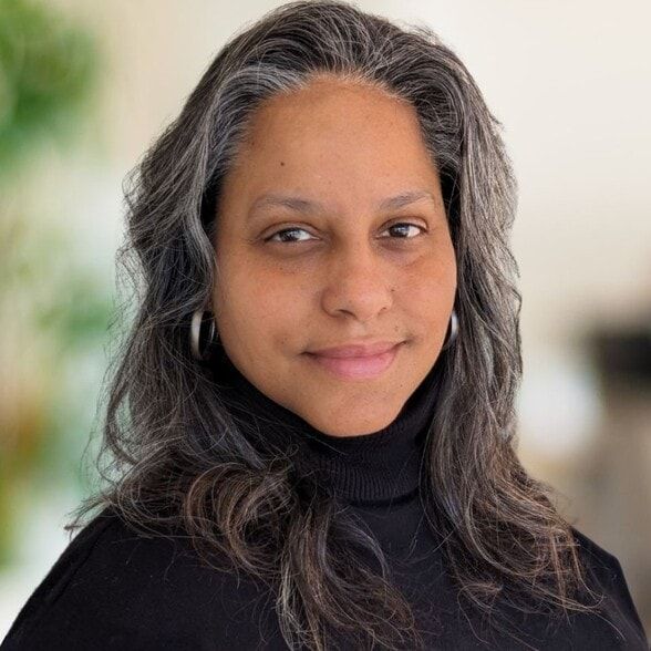 Land Listing Agent Photo