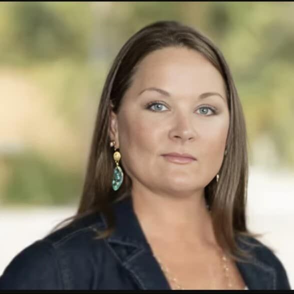 Land Listing Agent Photo