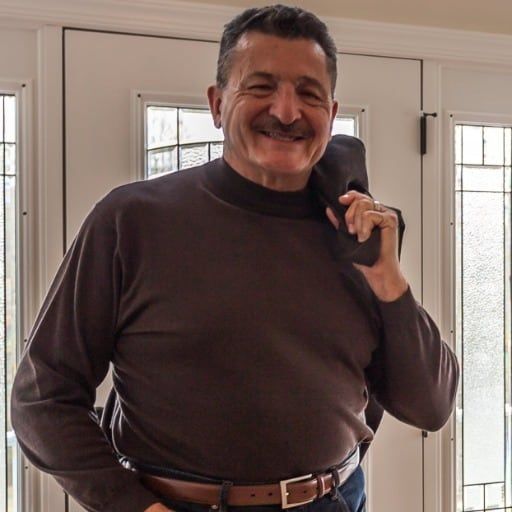 Land Listing Agent Photo