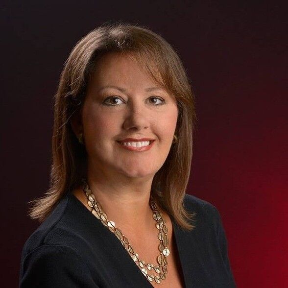 Land Listing Agent Photo