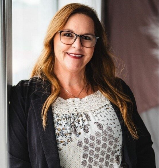 Land Listing Agent Photo