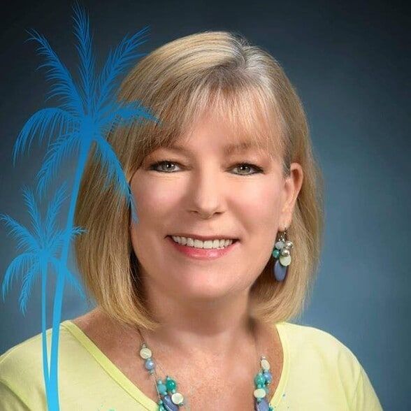 Land Listing Agent Photo