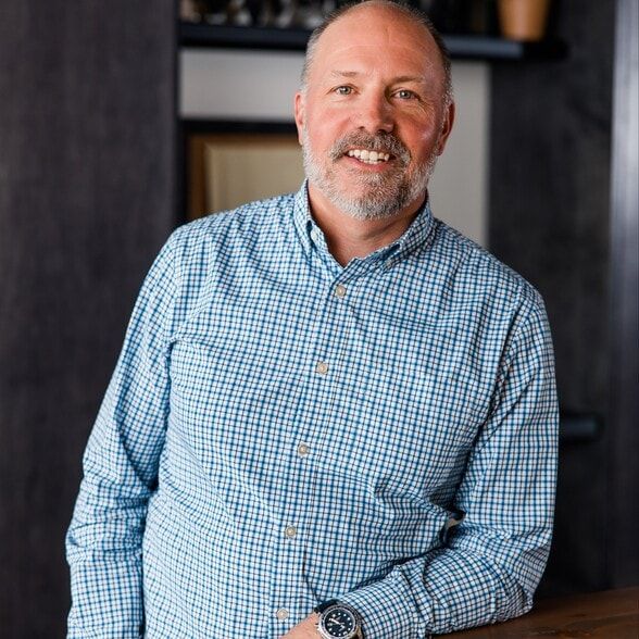 Land Listing Agent Photo