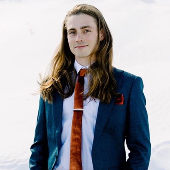 Land Listing Agent Photo