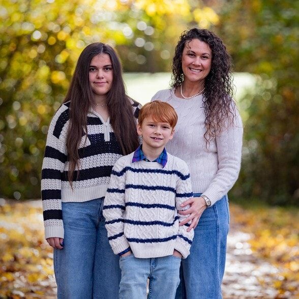 Land Listing Agent Photo