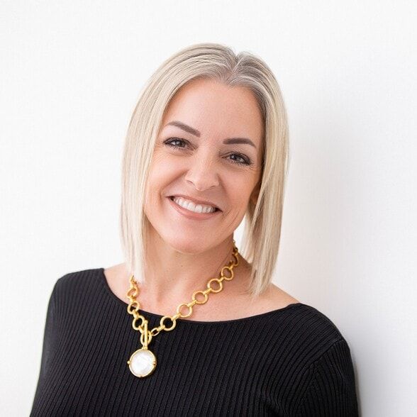 Land Listing Agent Photo