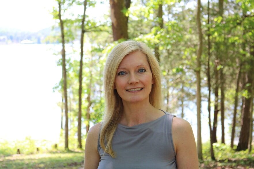 Land Listing Agent Photo