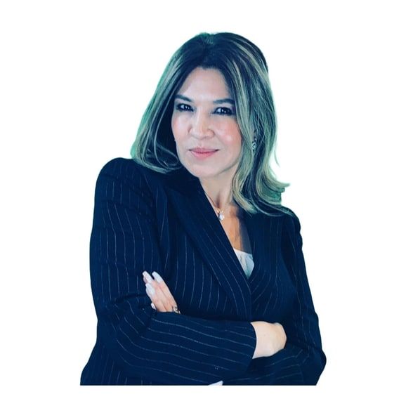 Land Listing Agent Photo