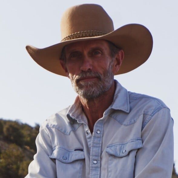 Land Listing Agent Photo