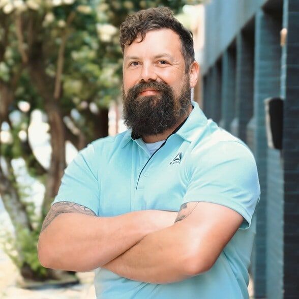 Land Listing Agent Photo