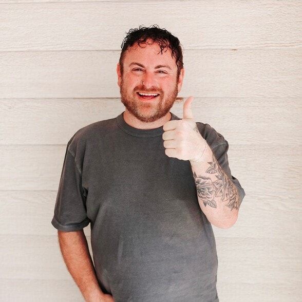 Land Listing Agent Photo