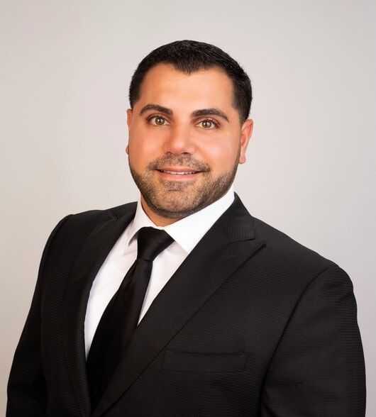 Land Listing Agent Photo