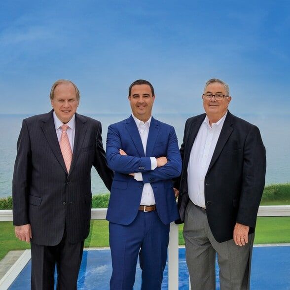 Land Listing Agent Photo