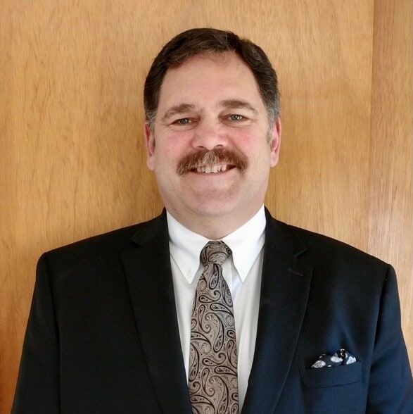 Land Listing Agent Photo