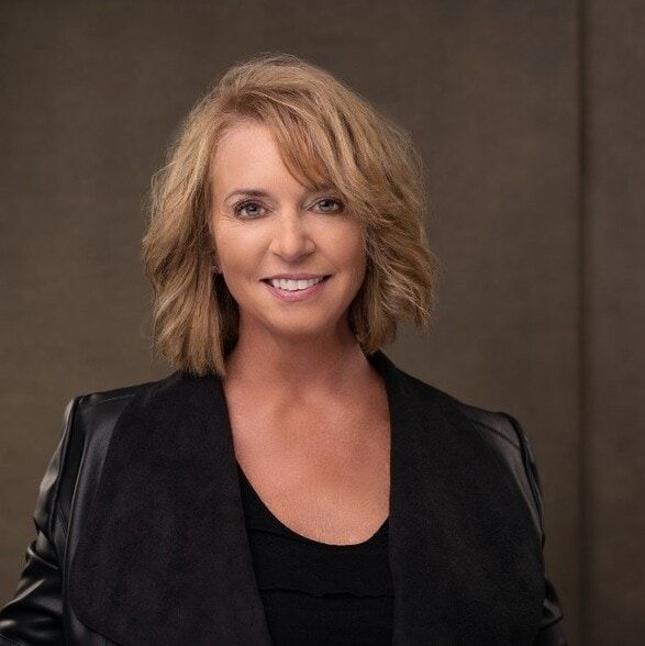 Land Listing Agent Photo