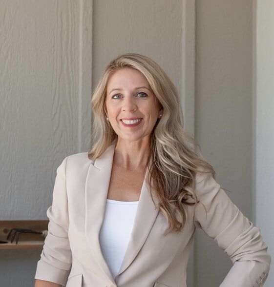 Land Listing Agent Photo