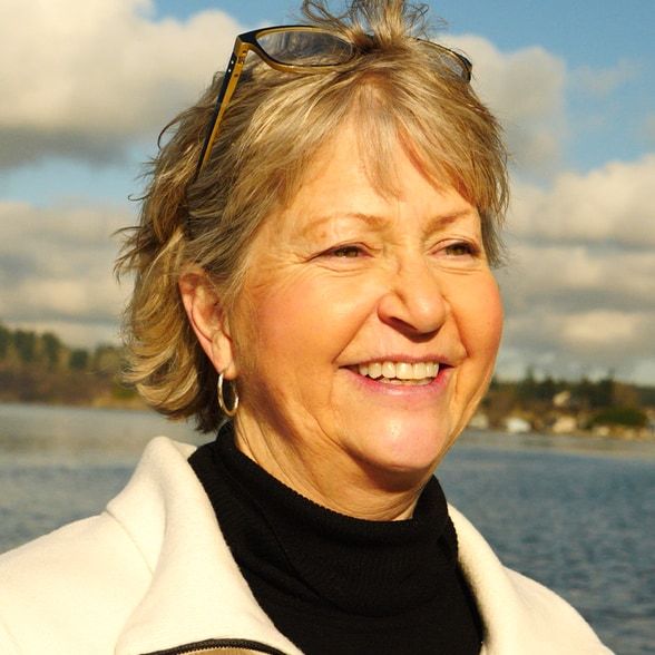 Land Listing Agent Photo