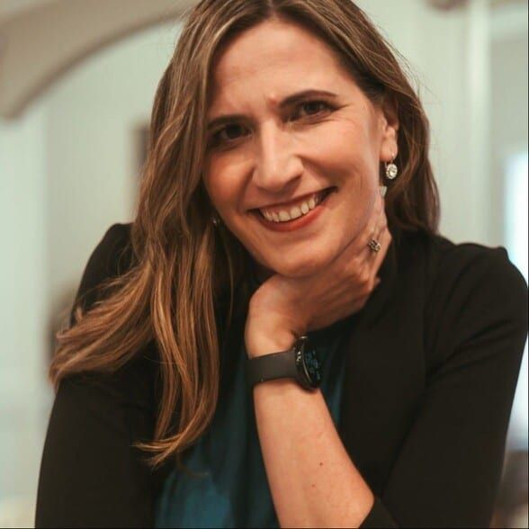 Land Listing Agent Photo