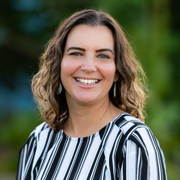 Land Listing Agent Photo