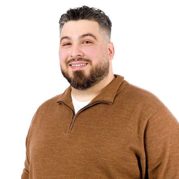 Land Listing Agent Photo